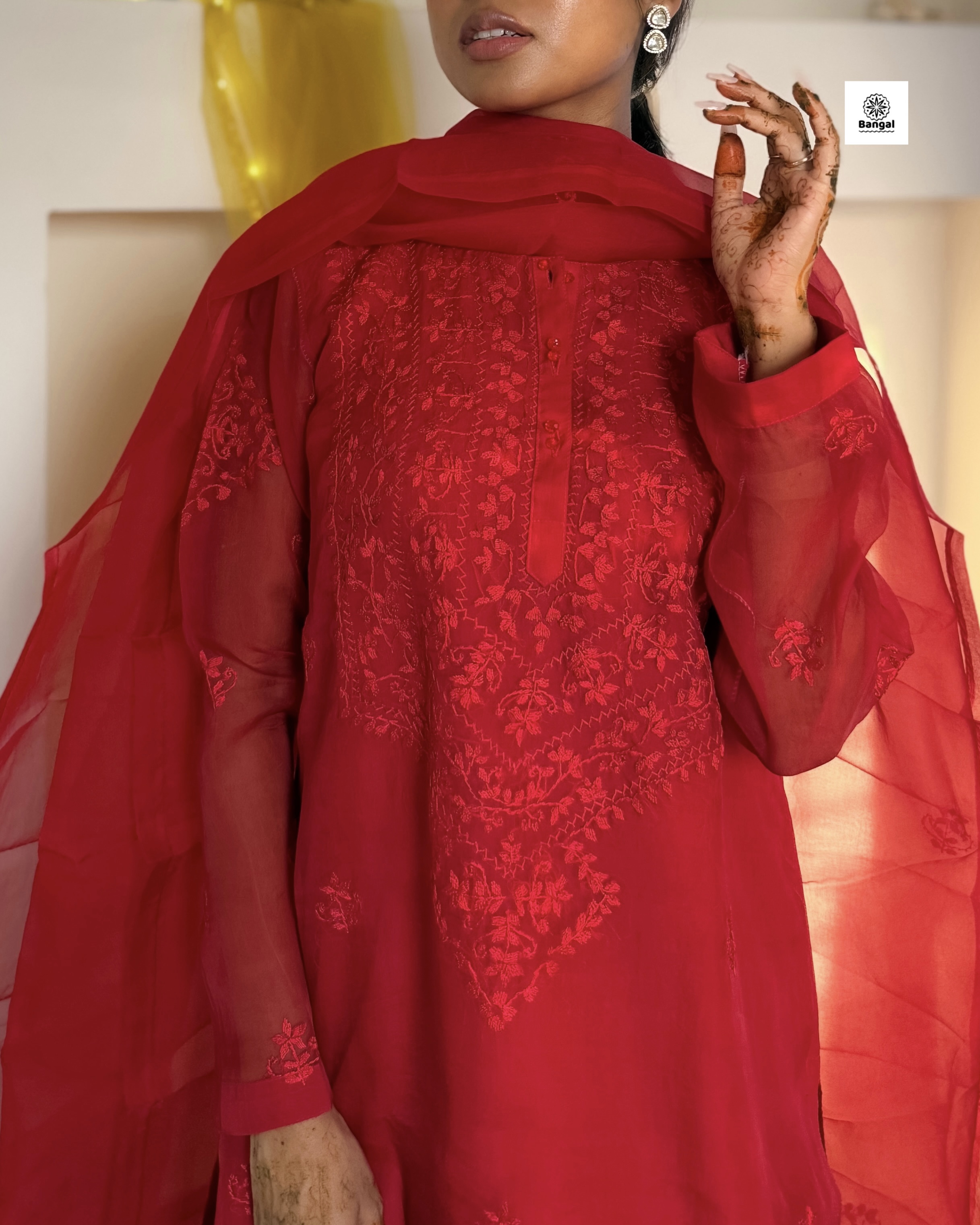 Apariharya three piece
